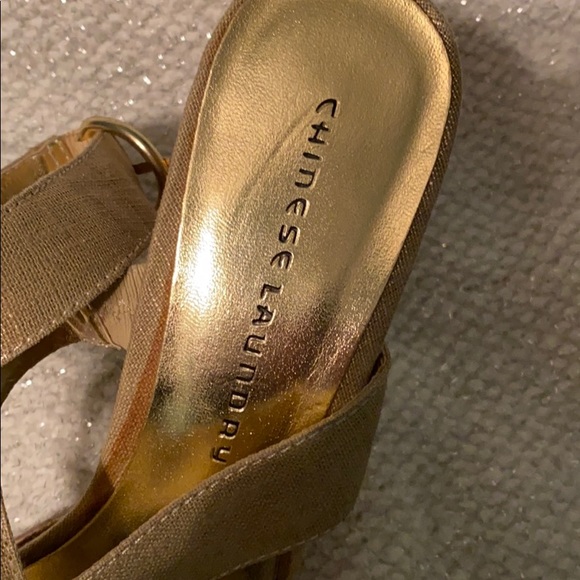 Chinese Laundry Gold & Cork Gladiator Platforms - Picture 4 of 8